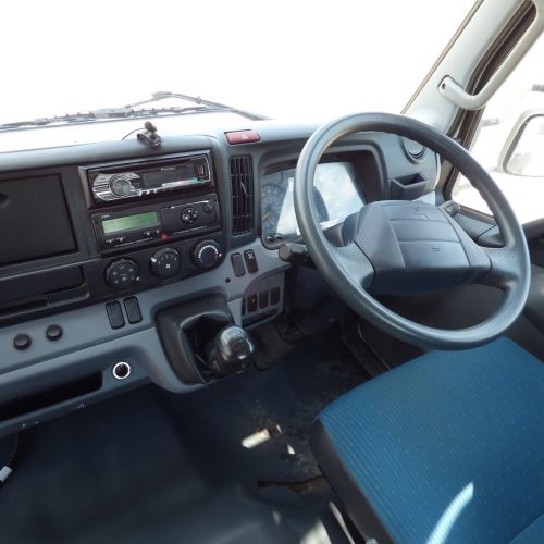 Mitsubishi Fuso Canter C6180 Interior