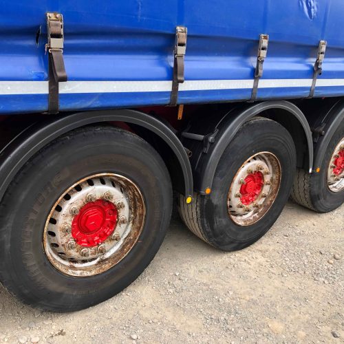Truck trailer wheels