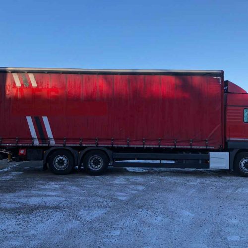 red man lorry exterior side view right